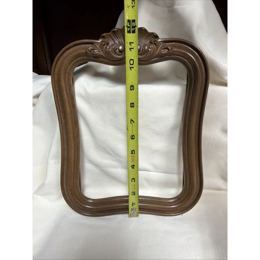 Vtg I.I.C. 1978 Ornate‎ Gesso Photo Frame Made in USA - Front Piece Only